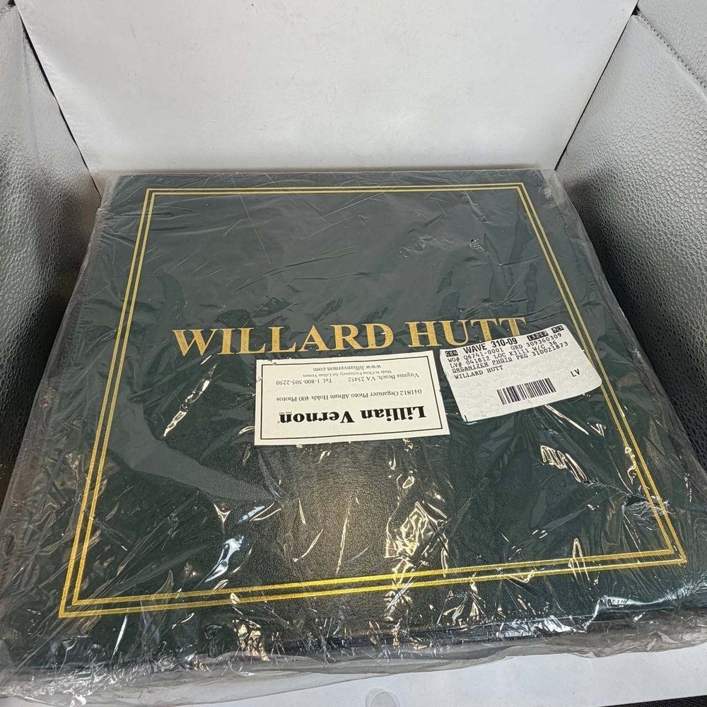 Lillian Vernon 400 Photo Organizer Album Green Gold Willard Hutt New 041812
